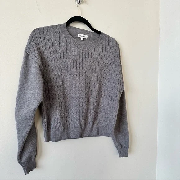 Heartloom- Asher Cable Knit Crew Neck Sweater (Size: Medium) - Picture 5 of 7